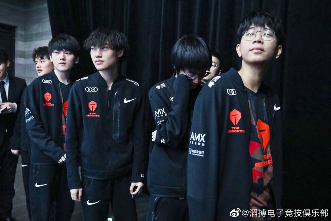 入和认同 入和认同