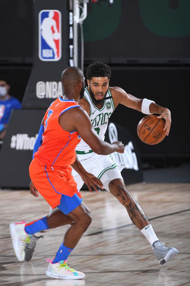 重心微前 重心微前